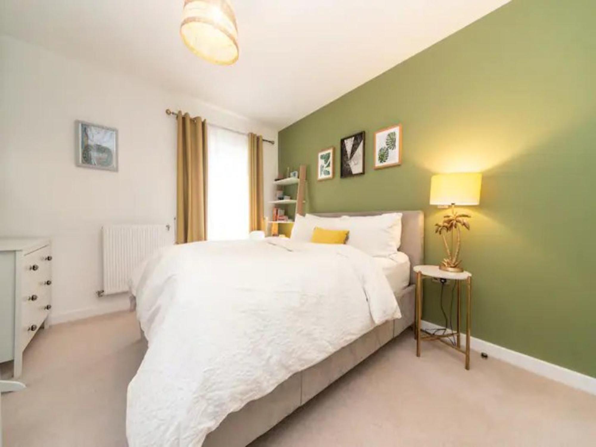 Pass The Keys Stunning And Stylish Flat Mins From Appartamento *