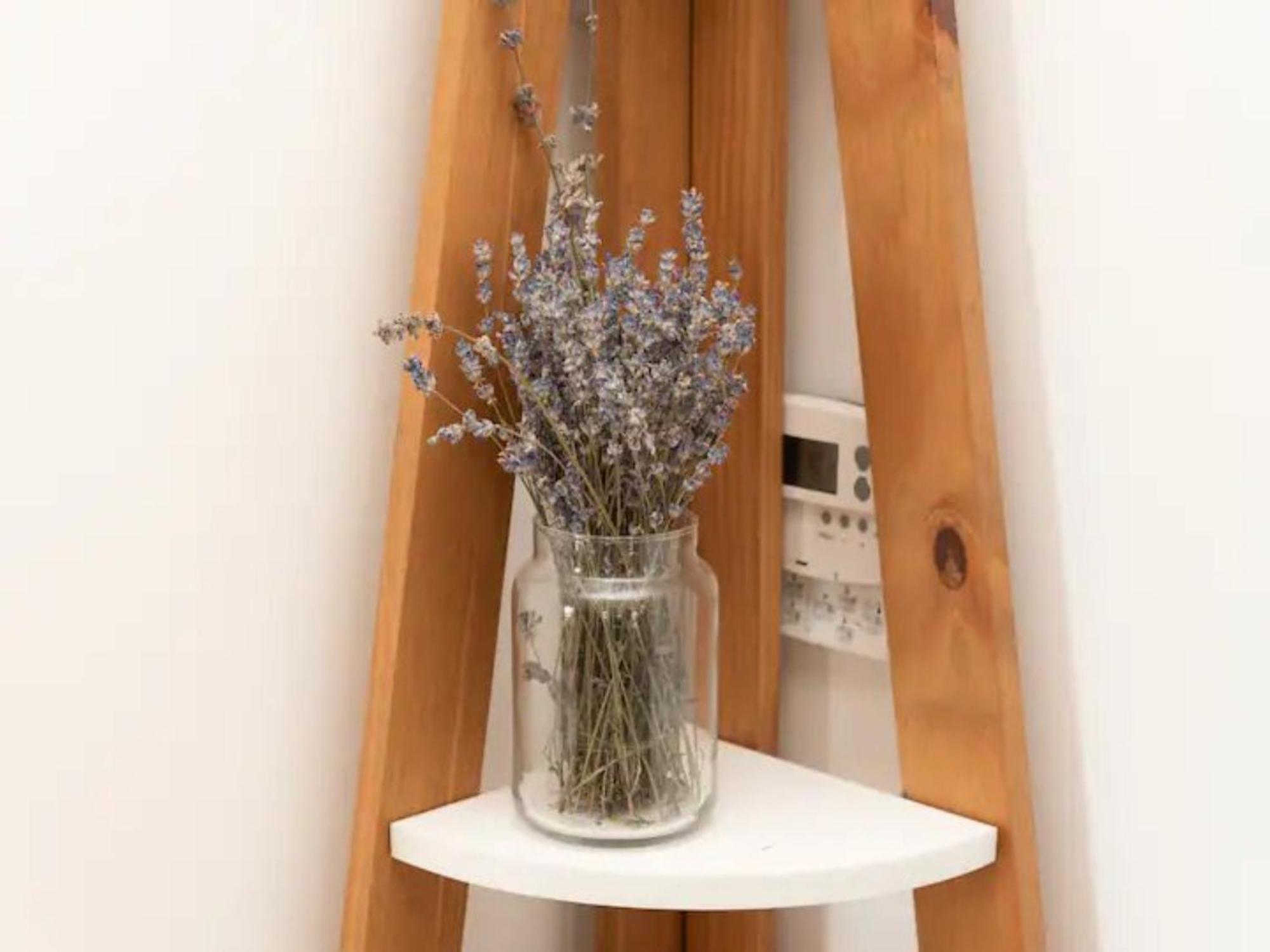 Pass The Keys Stunning And Stylish Flat Mins From Appartamento