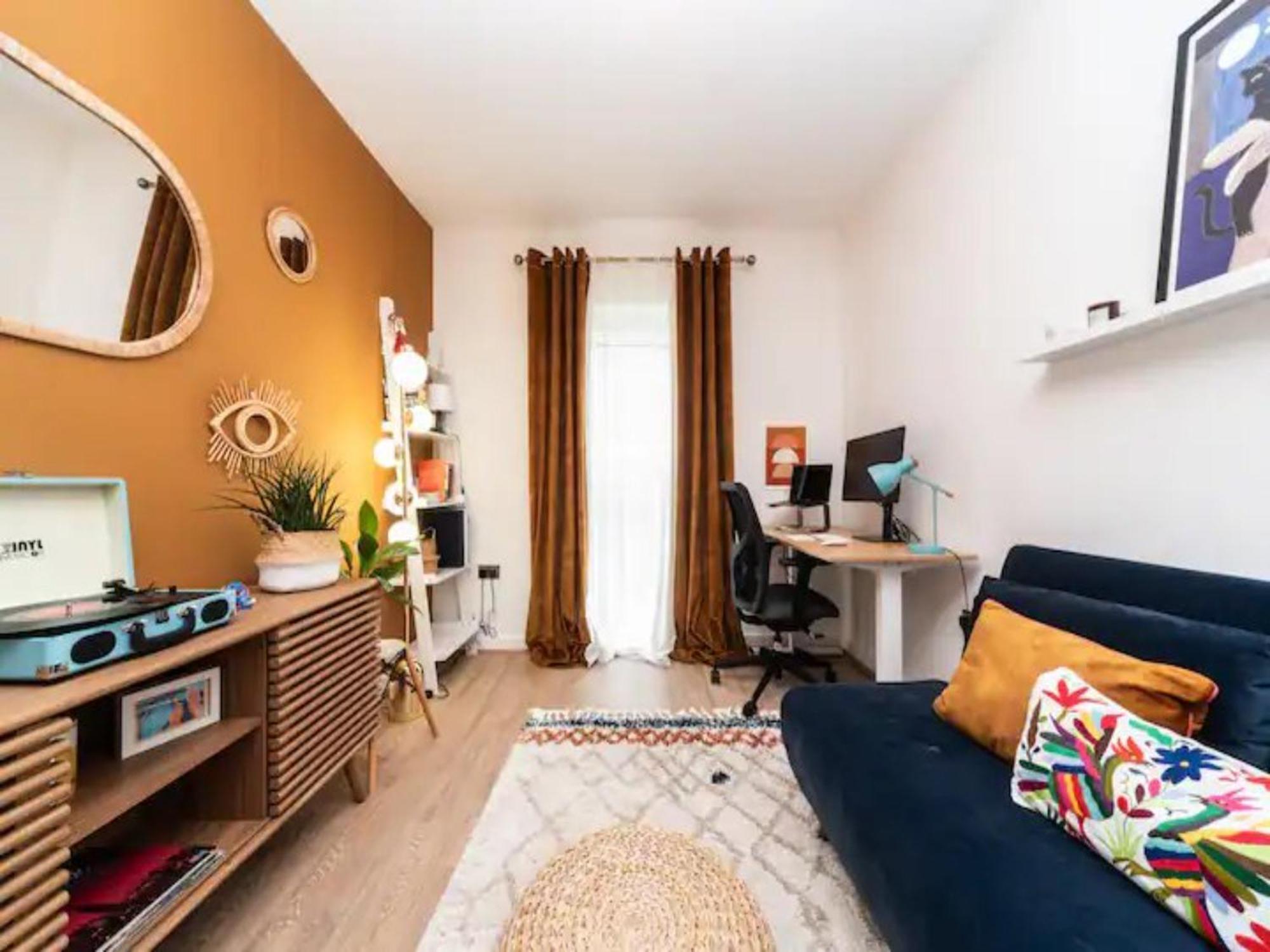 Appartamento Pass The Keys Stunning And Stylish Flat Mins From