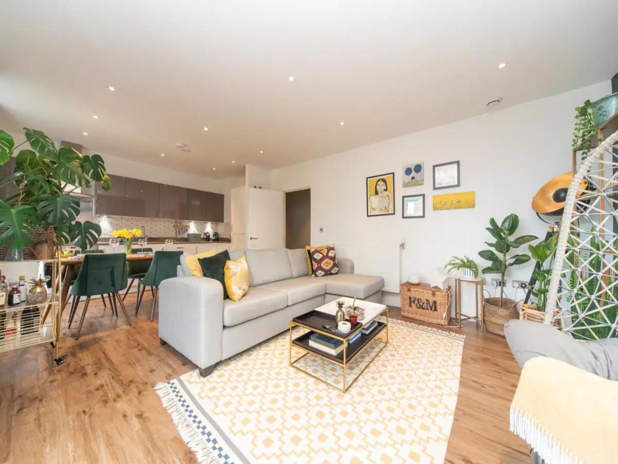 Pass The Keys Stunning And Stylish Flat Mins From Appartamento *